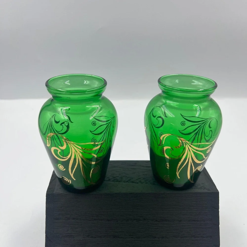 Vtg Emerald‎ Green Bud Vases & Mini Pitcher W Gold Tone Leaf Pattern Hobnail MCM
